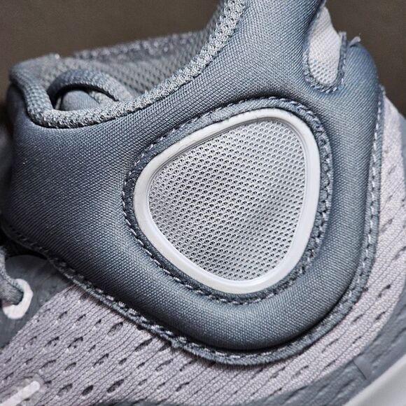 Nike Alpha Huarache Elite 4 Mid Baseball Cleats Shoes Youth 7 Grey DJ6520-012 SE - Picture 10 of 16